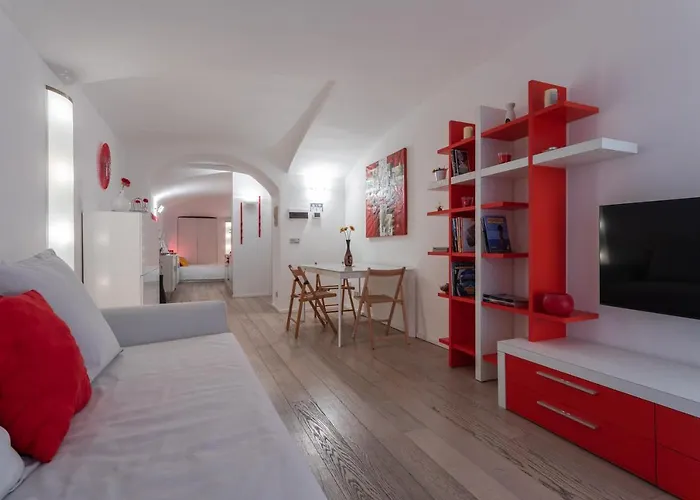 Red Near Porta Nuova By Wonderful Italy アパート *