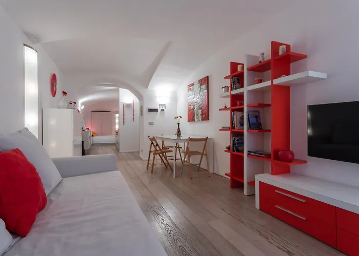 Red Near Porta Nuova By Wonderful Italy
