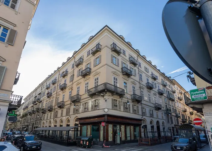 アパート Red Near Porta Nuova By Wonderful Italy *